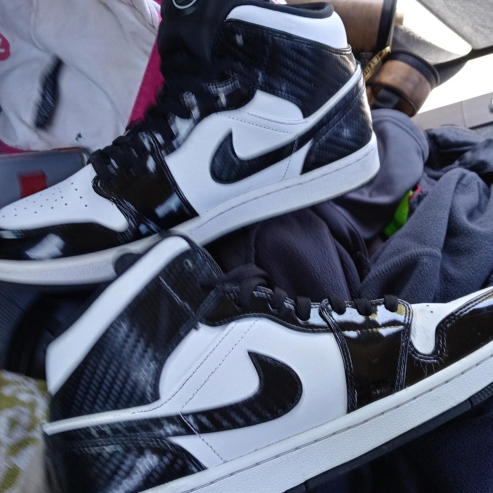 Hardly wore them just need to get rid of them
